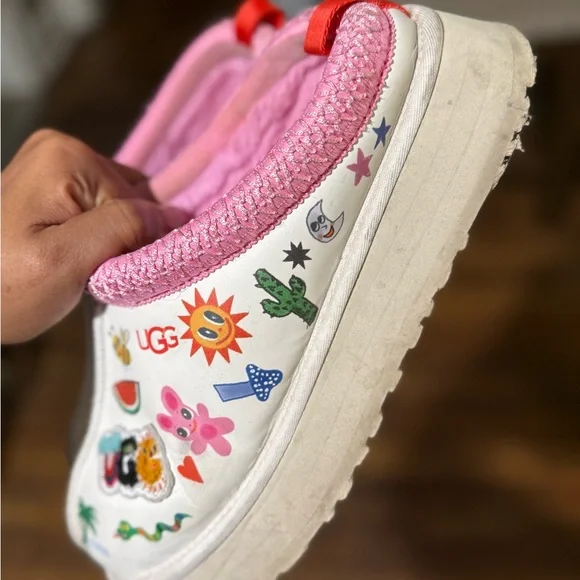 UGG White and Pink Fun Slippers - Picture 2 of 4